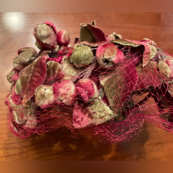 Vintage 1950's Berries & Leaves Ladies Hat - Picture 8 of 9